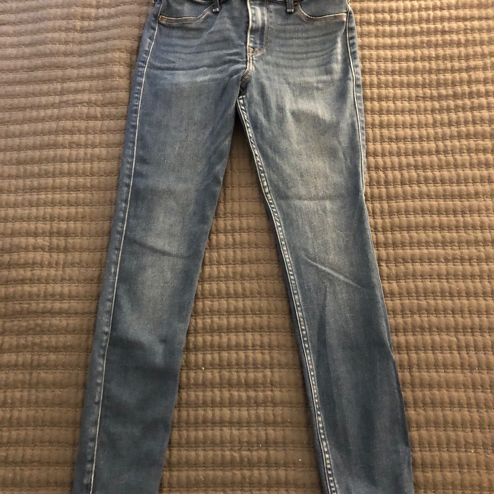 Abercrombie and Fitch Jean Legging Mid Rise